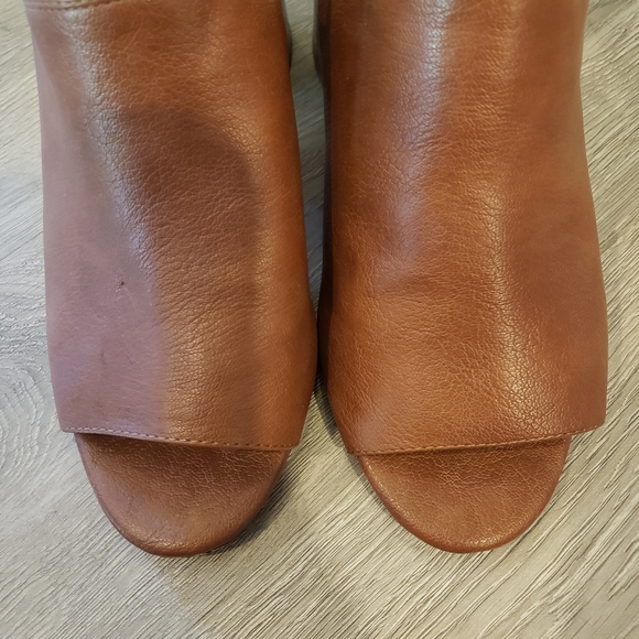 Nine West GACEO Brown Faux Leather Ankle Strap Chunky Heels Peep Toe Size 8 - Picture 2 of 7